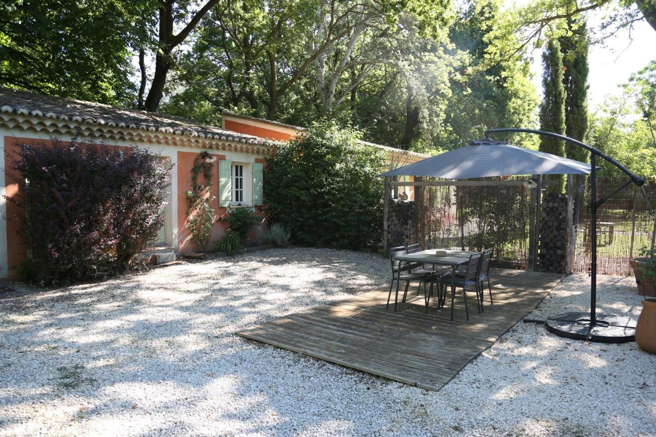Vedène Le Pavillon Vert - B&B מראה חיצוני תמונה