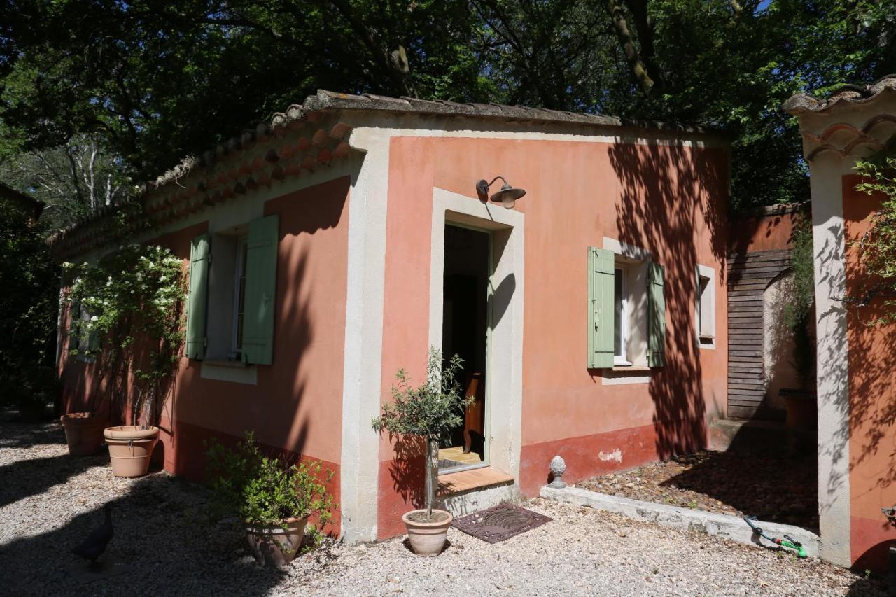 Vedène Le Pavillon Vert - B&B מראה חיצוני תמונה