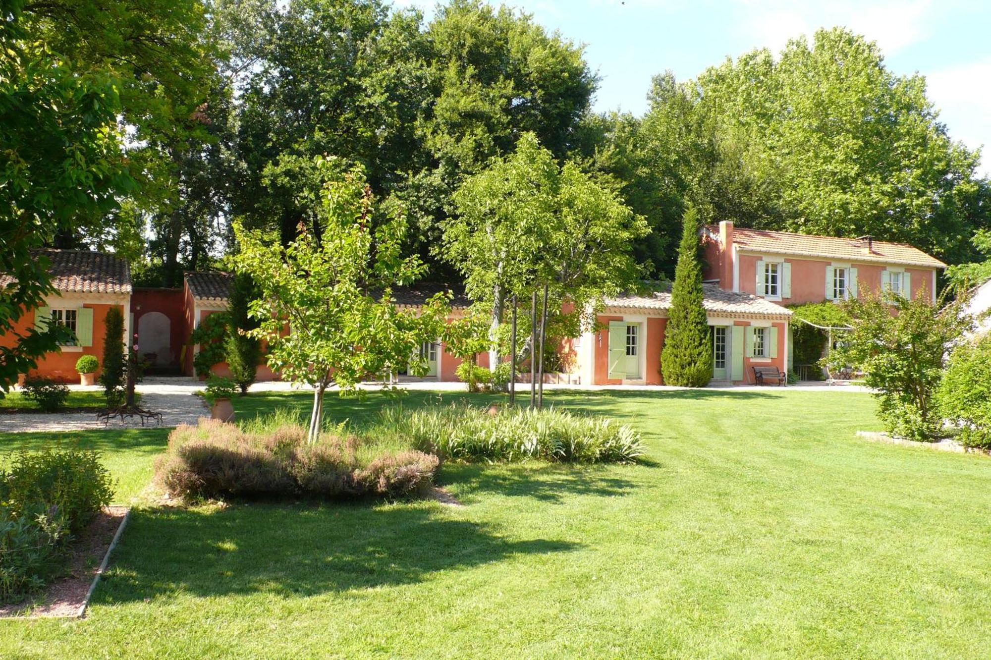 Vedène Le Pavillon Vert - B&B מראה חיצוני תמונה